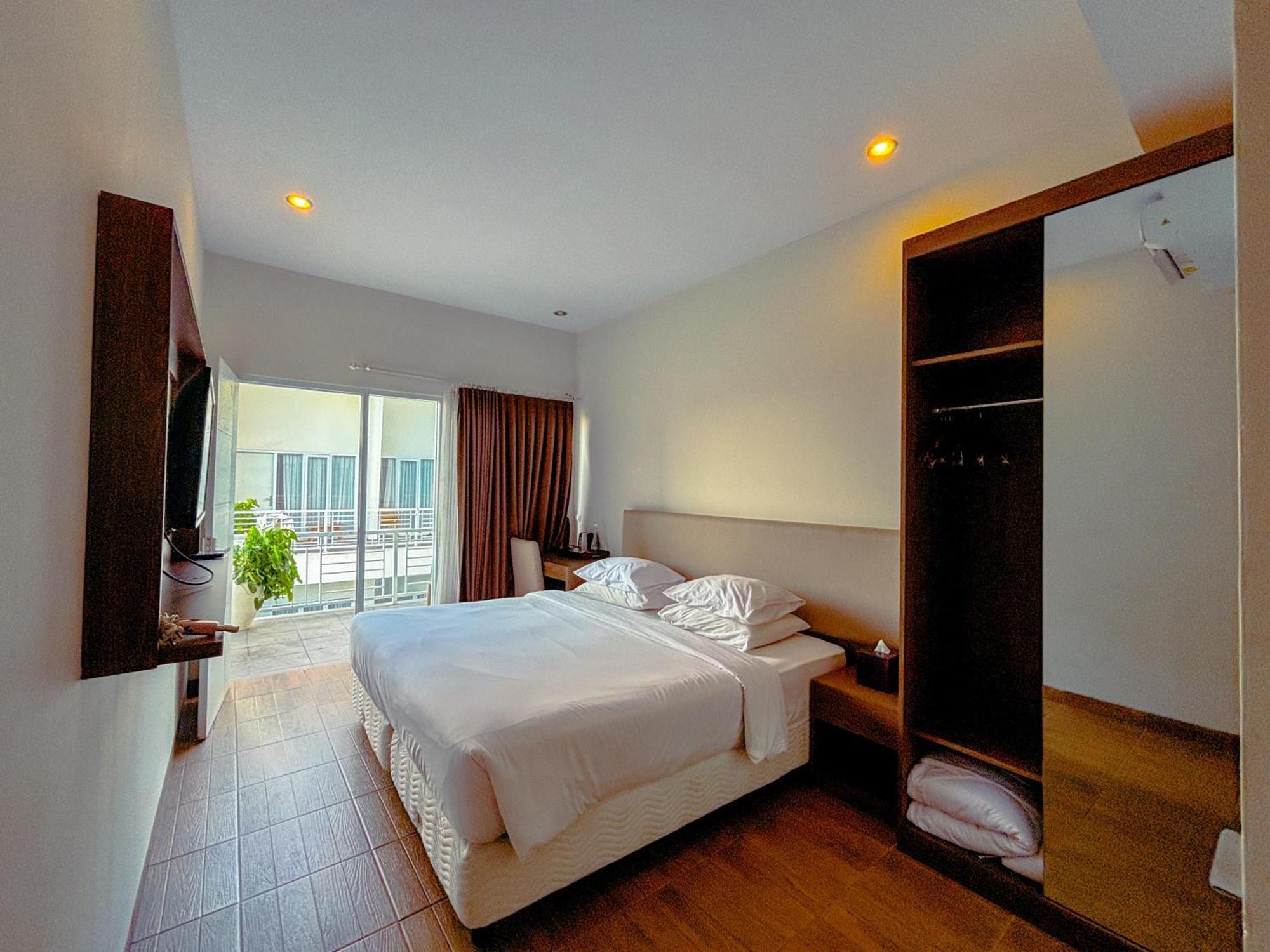 Hotel Casa Due Canggu Exterior foto